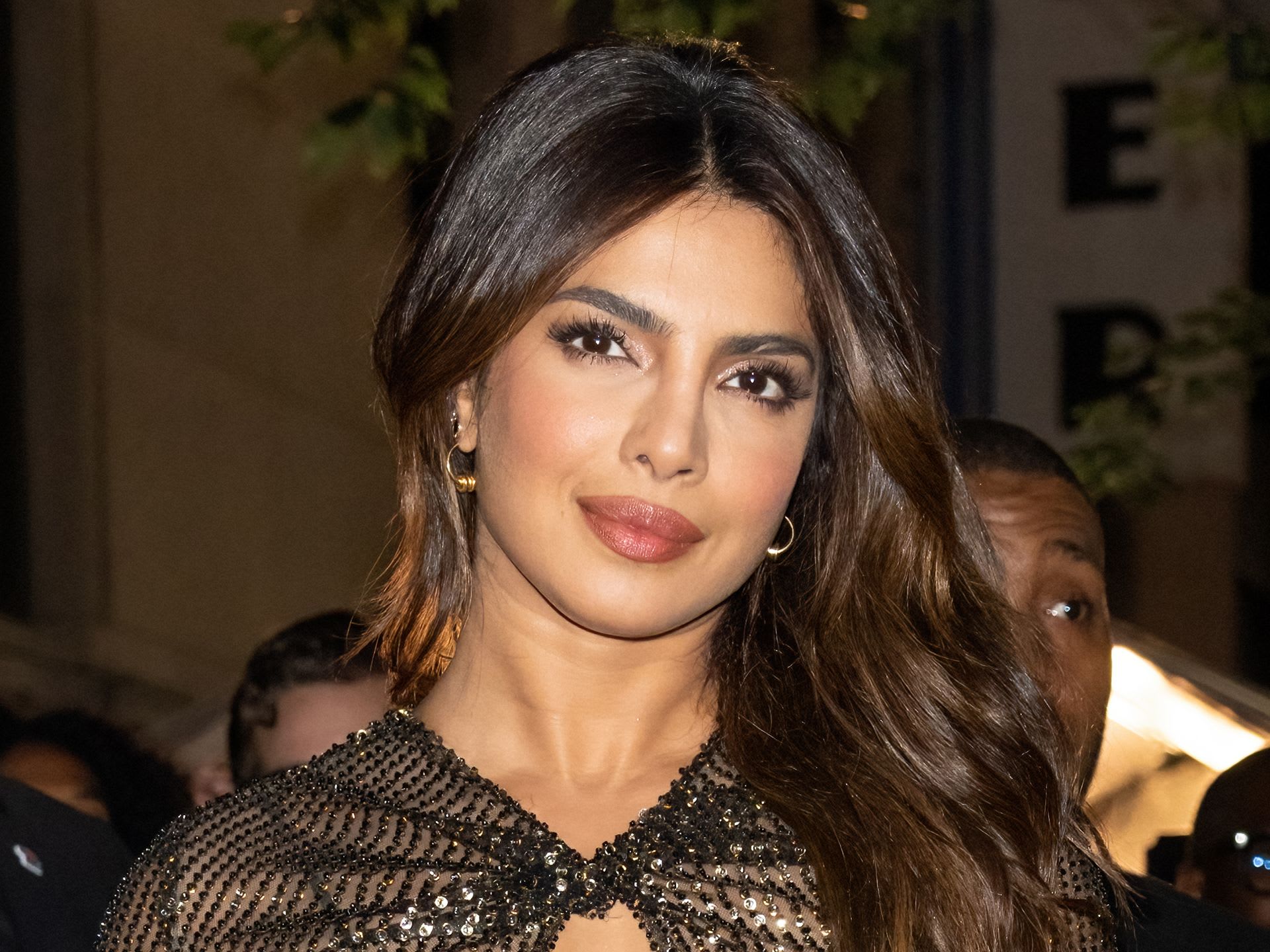 Priyanka Chopra Jonas Embraced The Naked Dress At Victoria S Secret Event Leurr