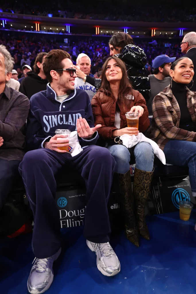 Pete Davidson and Emily Ratajkowski Enjoy The Knicks' Casual Courtside View