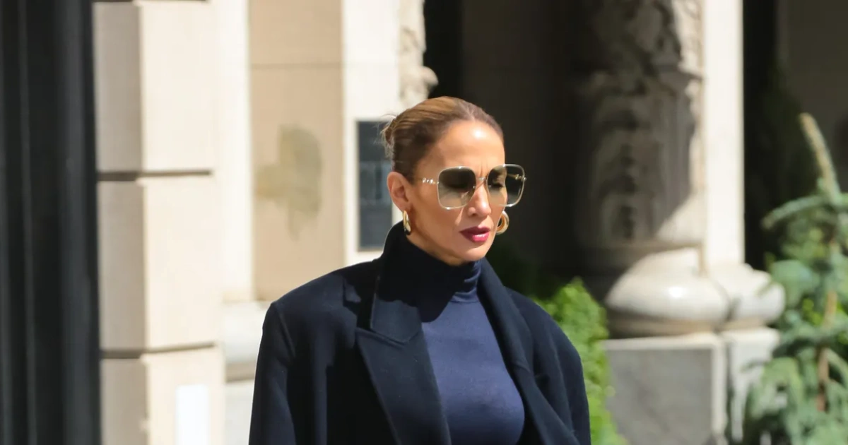 Jennifer Lopez Steps Out Wearing The Controversial 